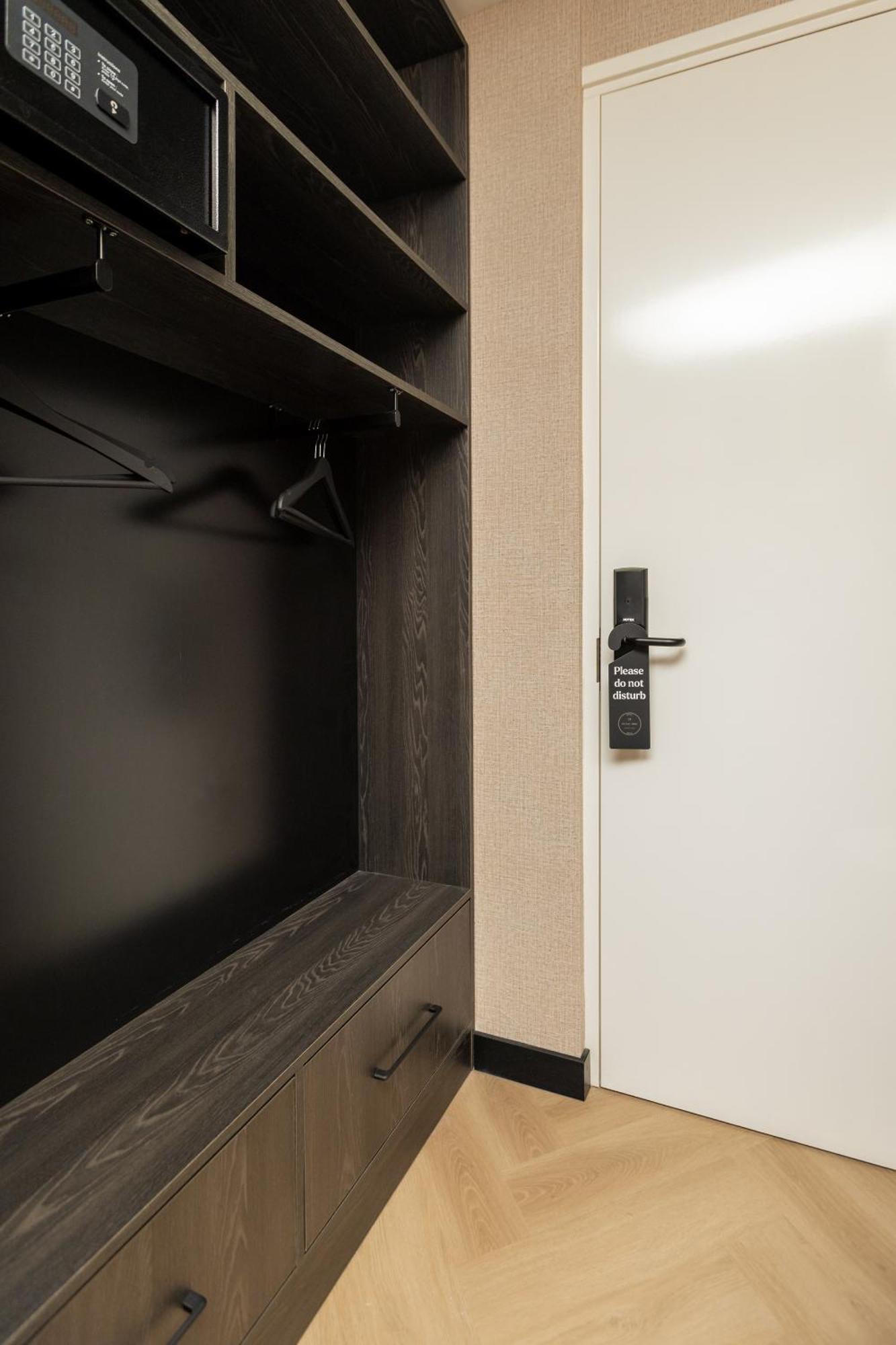 Hotel Twenty-Three Amsterdam Airport Hoofddorp Buitenkant foto