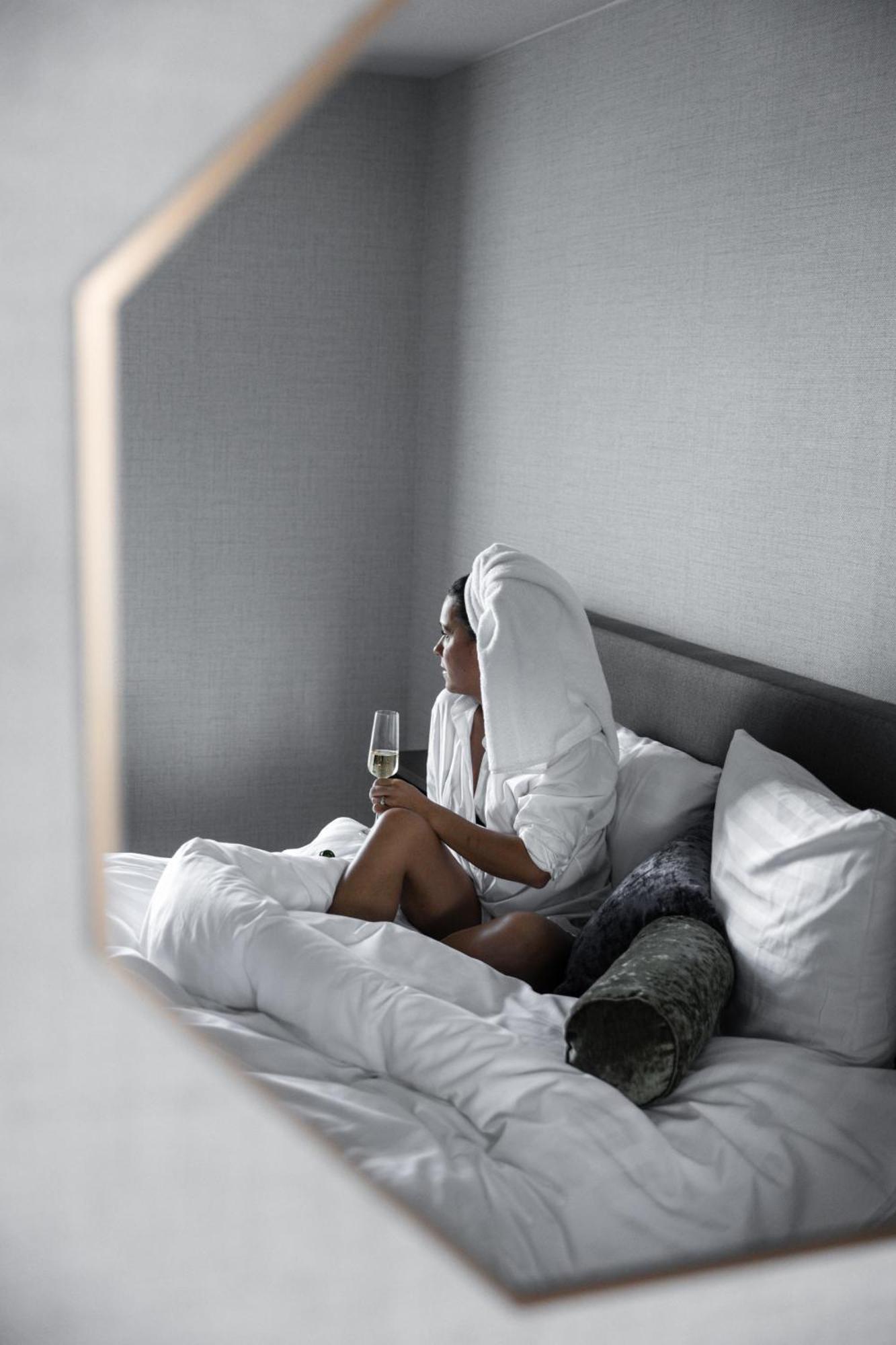 Hotel Twenty-Three Amsterdam Airport Hoofddorp Buitenkant foto